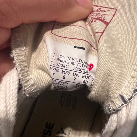 Converse x Comme des Garçons PLAY Chuck 70 women’s 9 / Mens 7 - Picture 6 of 8